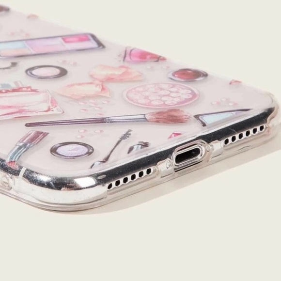 iPhone 11 Pro Max case - Picture 3 of 4